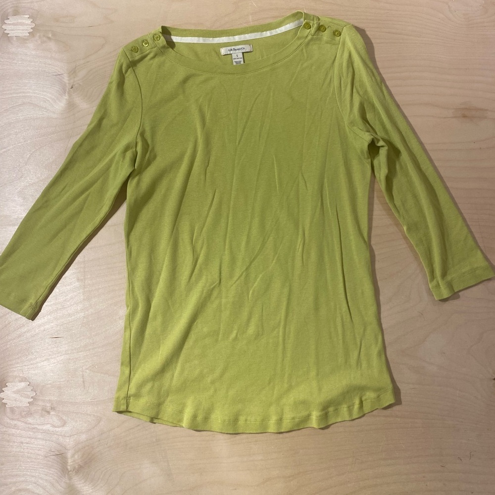 G.H. Bass & Co. Light Green Button-Shoulder Long Sleeve Top Small (QM)